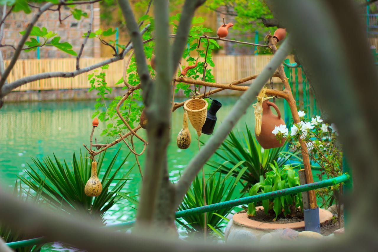 Hotel Amiran'S Lake Tbilisi Exterior foto