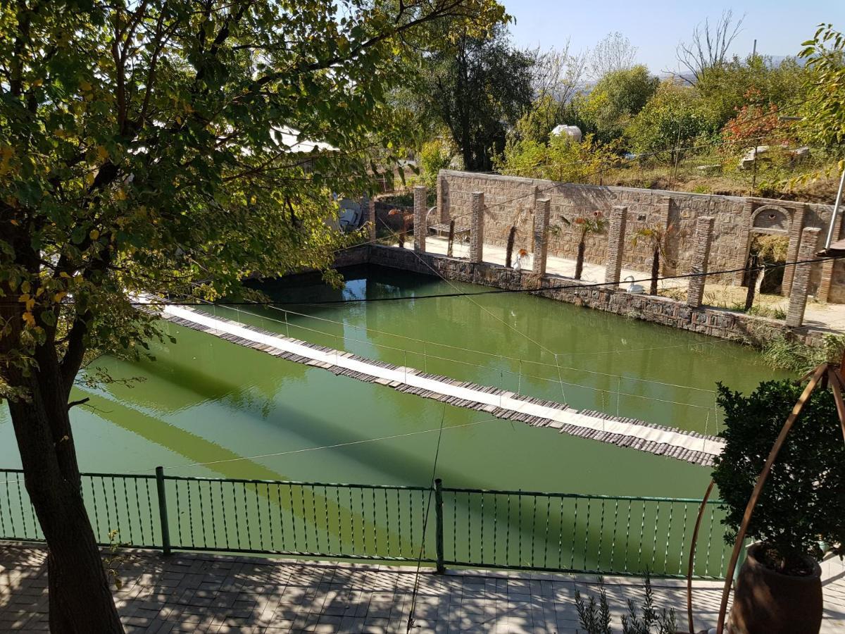 Hotel Amiran'S Lake Tbilisi Exterior foto
