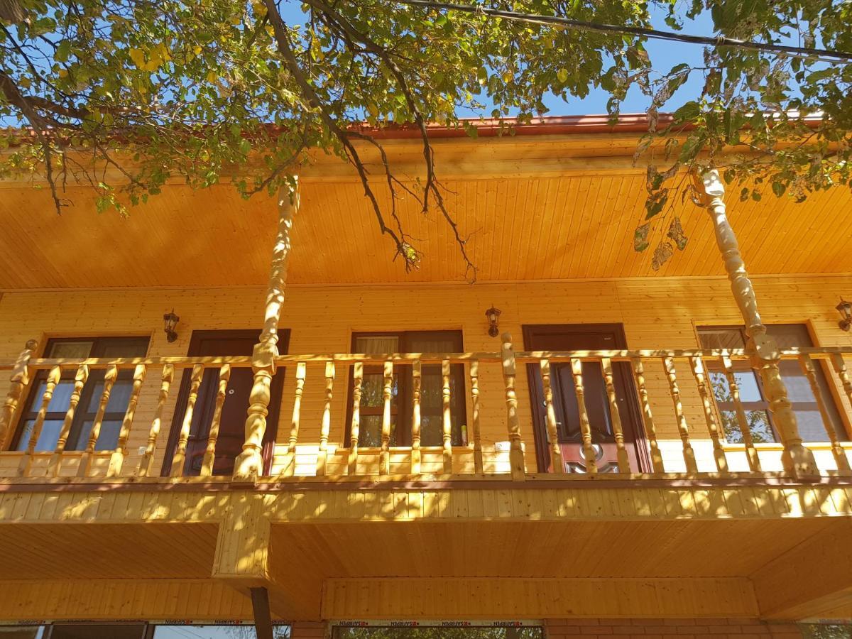 Hotel Amiran'S Lake Tbilisi Exterior foto